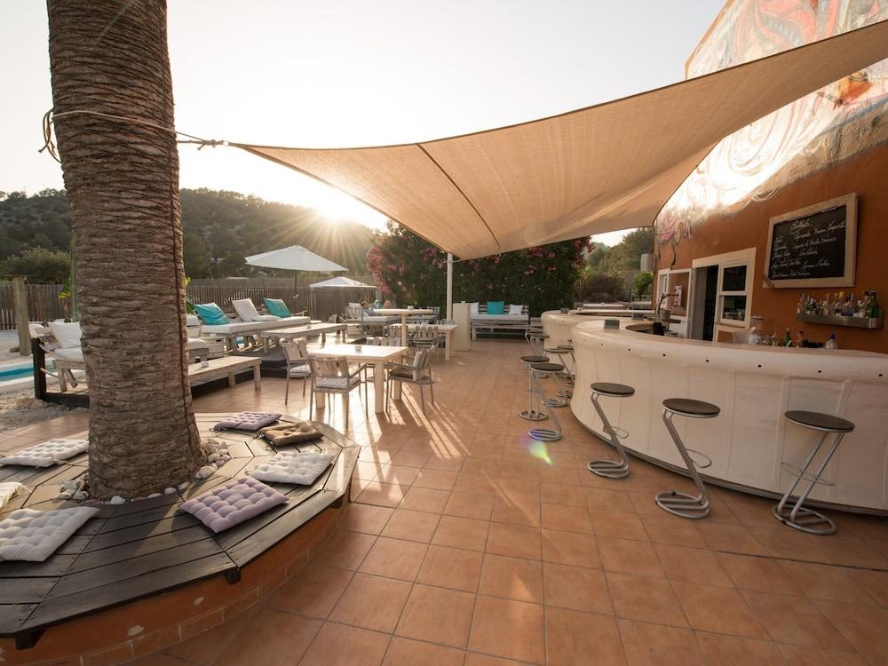 Boutique Hostal La Curandera De Salinas Sant Francesc de s'Estany Экстерьер фото