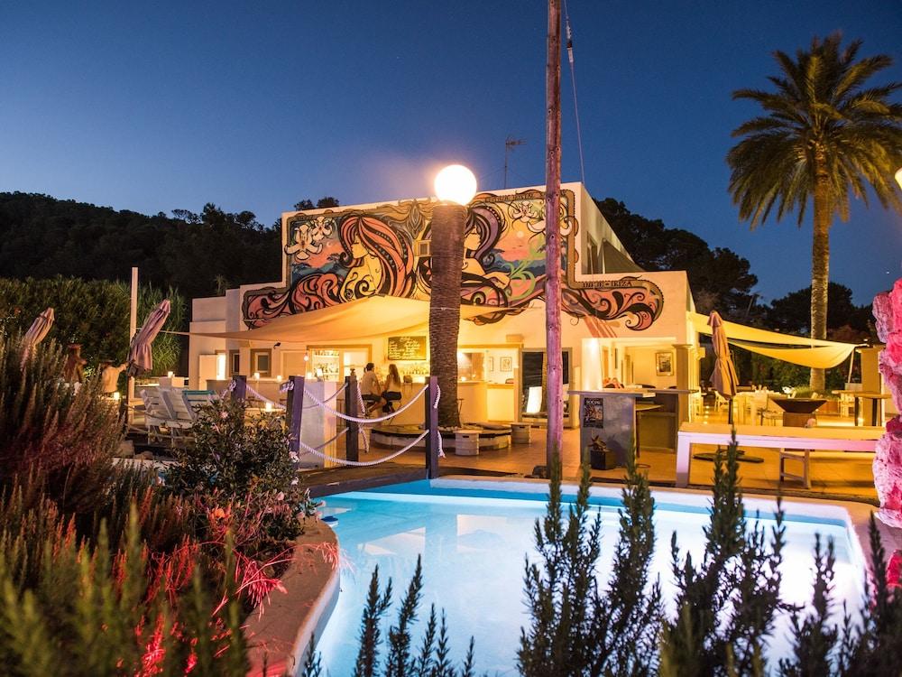 Boutique Hostal La Curandera De Salinas Sant Francesc de s'Estany Экстерьер фото