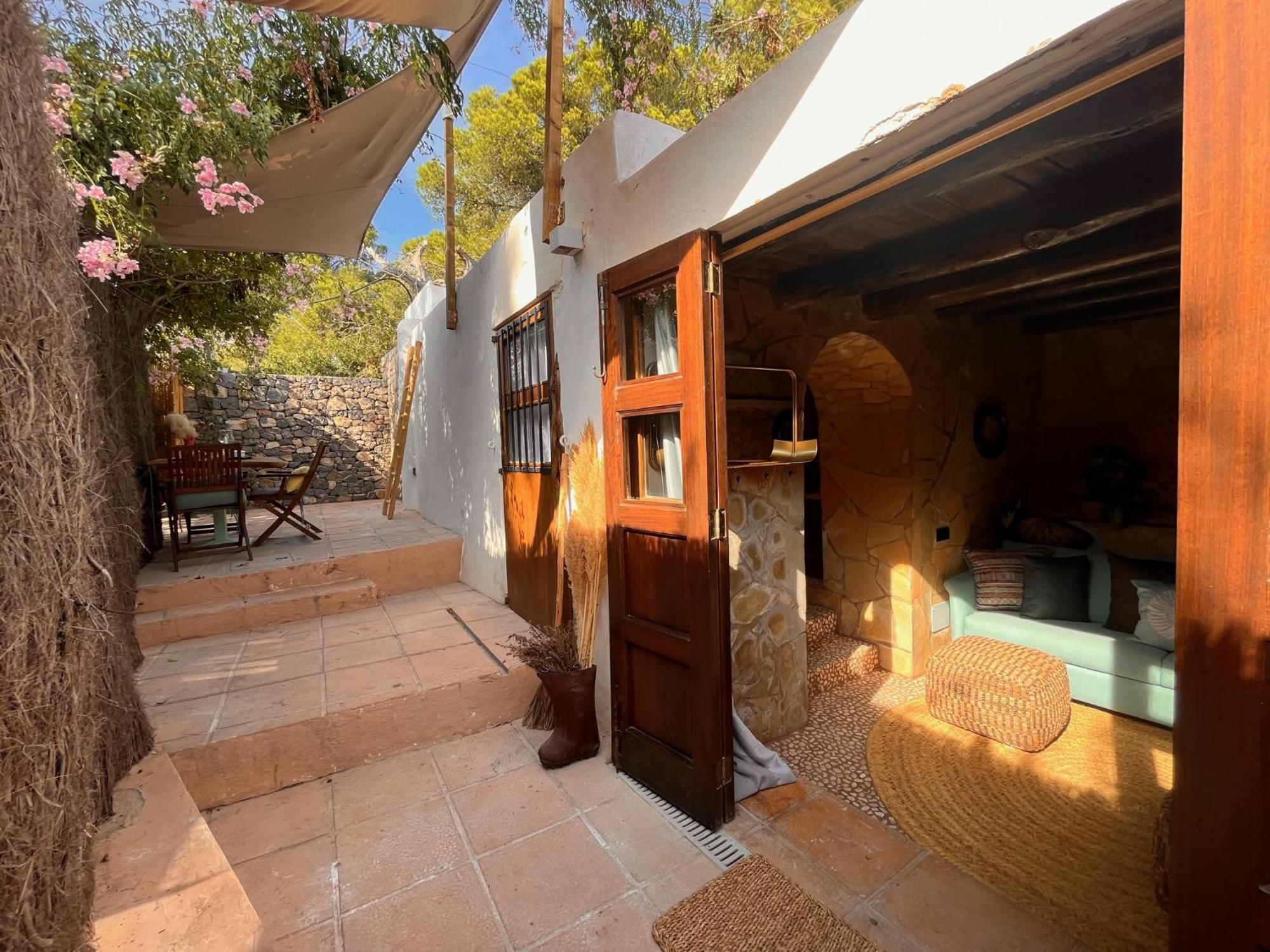 Boutique Hostal La Curandera De Salinas Sant Francesc de s'Estany Экстерьер фото