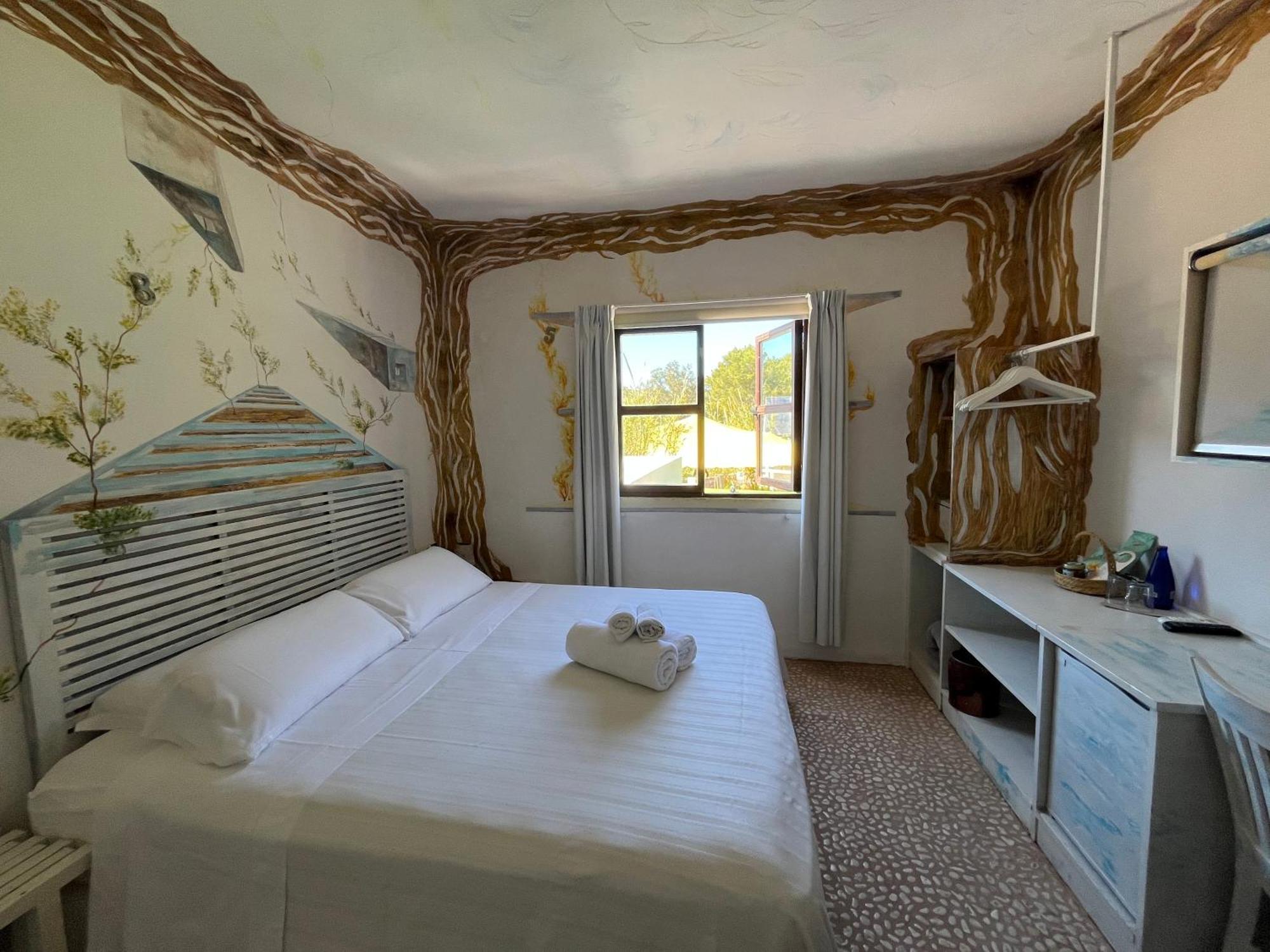 Boutique Hostal La Curandera De Salinas Sant Francesc de s'Estany Экстерьер фото