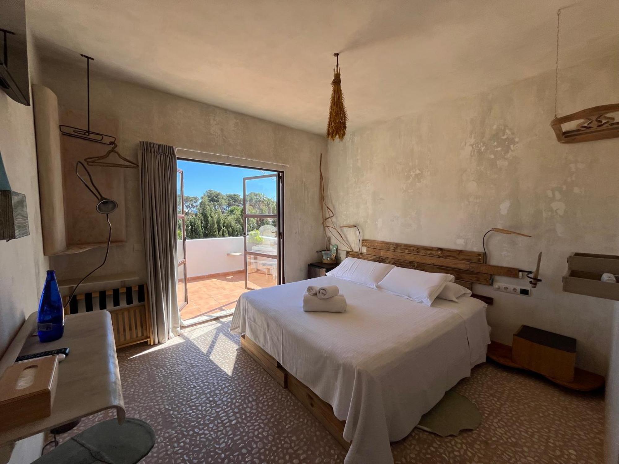 Boutique Hostal La Curandera De Salinas Sant Francesc de s'Estany Экстерьер фото